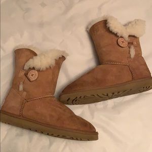 BAILEY BUTTON UGG Boots